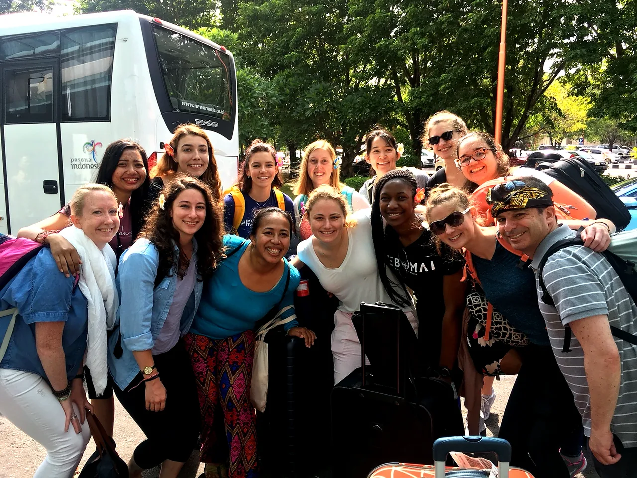International university student group arriving for an educational program in Indonesia with EastXperience